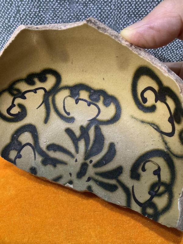 古玩陶瓷長沙窯青釉釉下彩繪花卉紋標本拍賣,當前價格0元