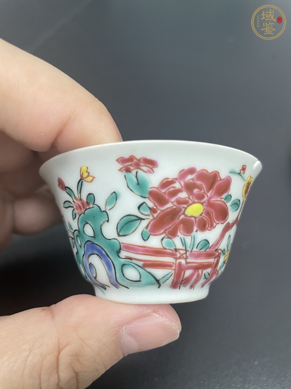 古玩陶瓷粉彩花鳥紋杯碟真品鑒賞圖