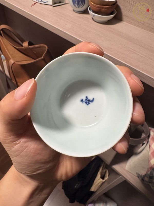 古玩陶瓷清早期青花杯真品鑒賞圖