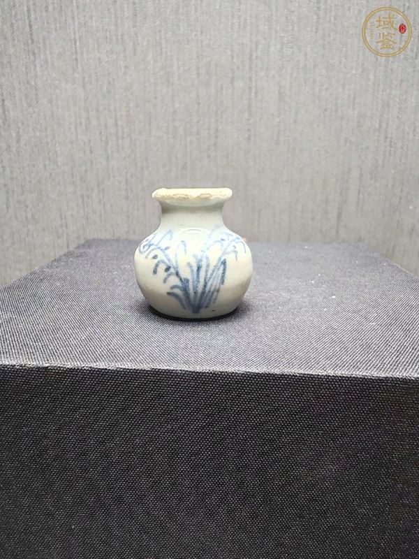 古玩陶瓷青花花卉紋水盂  真品鑒賞圖