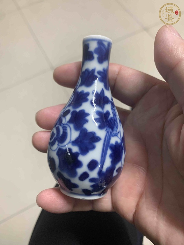 古玩陶瓷青花花鳥紋小瓶真品鑒賞圖