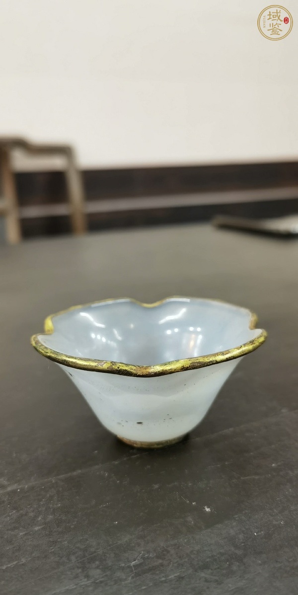 古玩玉器瑪瑙花口杯真品鑒賞圖