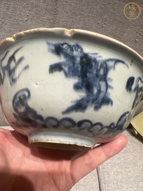 古玩陶瓷明中青花碗真品鑒賞圖