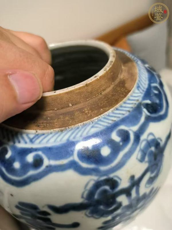 古玩陶瓷花間壽字紋青花罐真品鑒賞圖