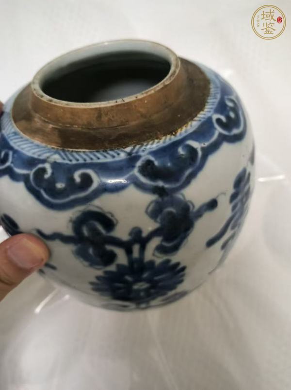 古玩陶瓷花間壽字紋青花罐真品鑒賞圖