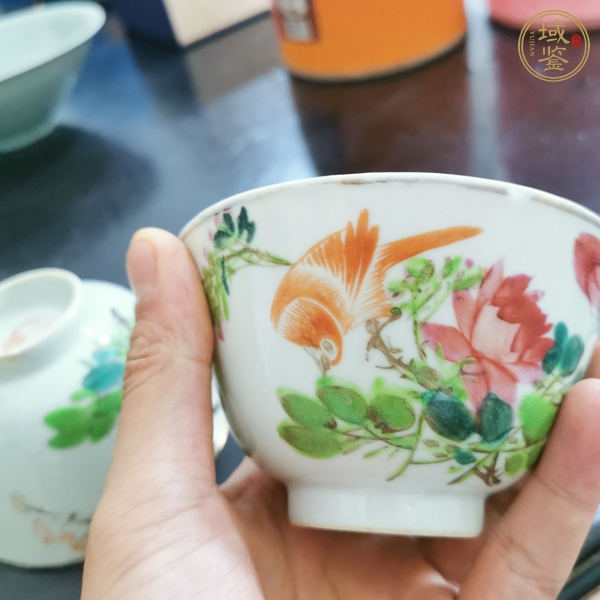 古玩陶瓷淺降彩花鳥(niǎo)茶碗真品鑒賞圖