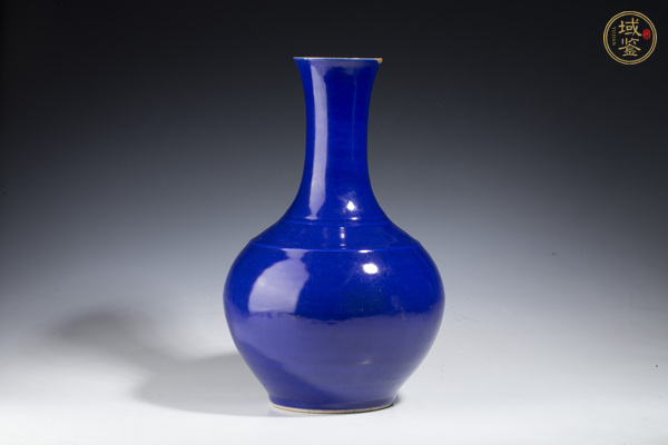 古玩陶瓷晚清·霽藍(lán)釉賞瓶真品鑒賞圖