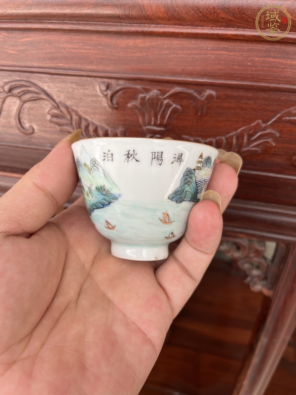 古玩陶瓷潯陽秋泊粉彩杯真品鑒賞圖