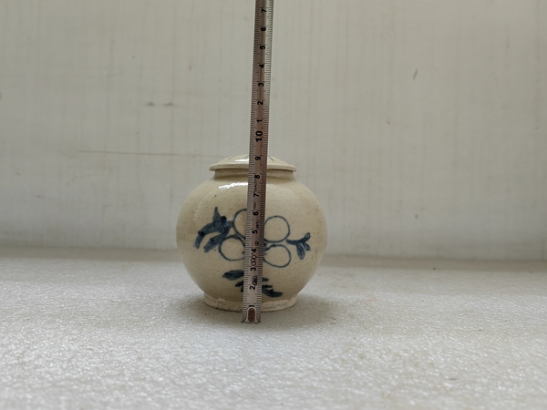 古玩陶瓷青花花卉紋蓋罐拍賣,當前價格980元