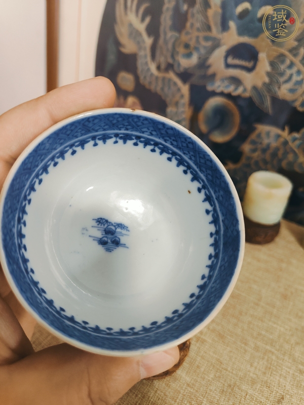 古玩陶瓷樓臺亭閣山水紋青花小碗真品鑒賞圖