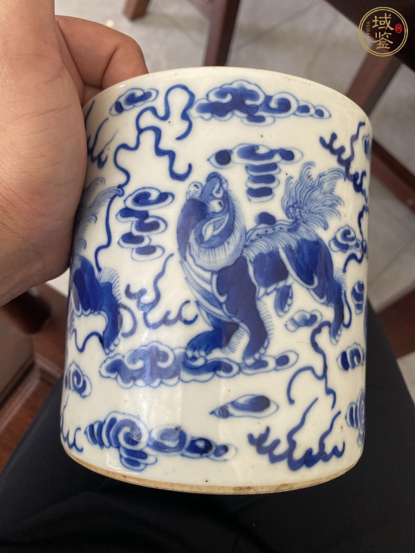 古玩陶瓷青花獅子紋筆筒真品鑒賞圖