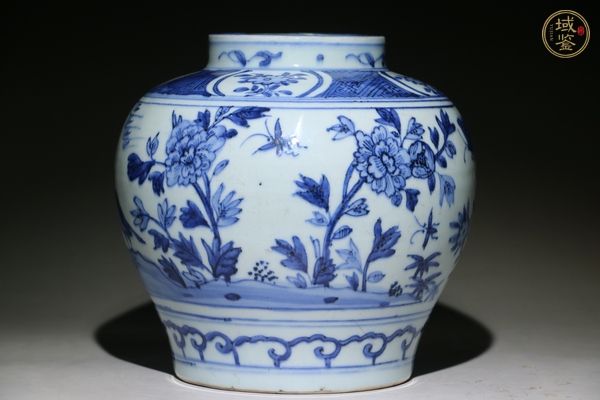 古玩陶瓷花鳥蝶紋青花罐真品鑒賞圖