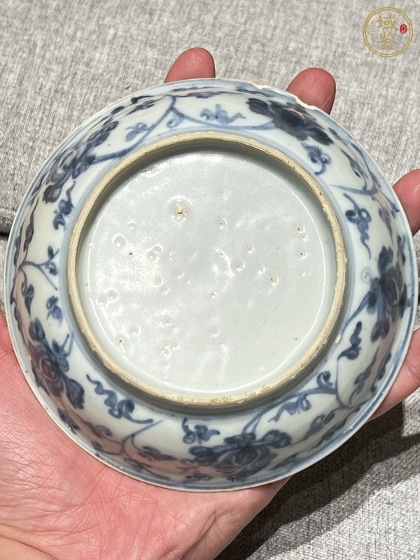 古玩陶瓷攜琴訪友人物紋青花盤真品鑒賞圖