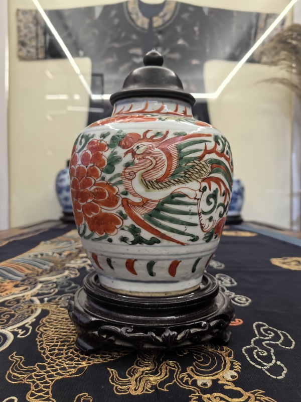 古玩陶瓷順治五彩鳳穿牡丹紋蓋罐拍賣,當前價格9888元