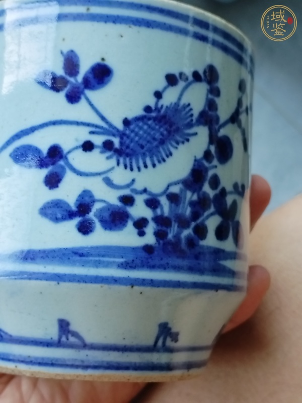 古玩陶瓷花卉紋青花蓋罐真品鑒賞圖