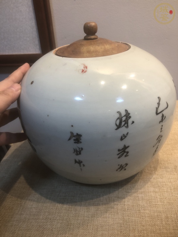 古玩陶瓷花鳥(niǎo)紋西瓜罐真品鑒賞圖