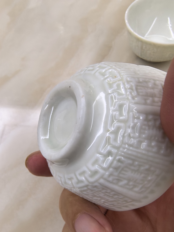 古玩陶瓷德化窯白釉印花杯拍賣，當前價格800元