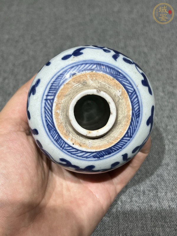 古玩陶瓷青花花卉紋罐真品鑒賞圖