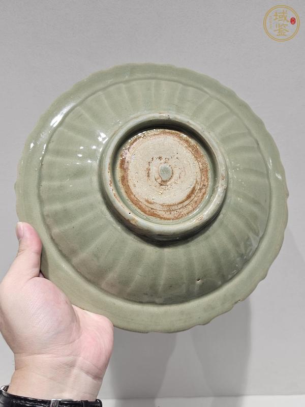 古玩陶瓷龍泉盤真品鑒賞圖