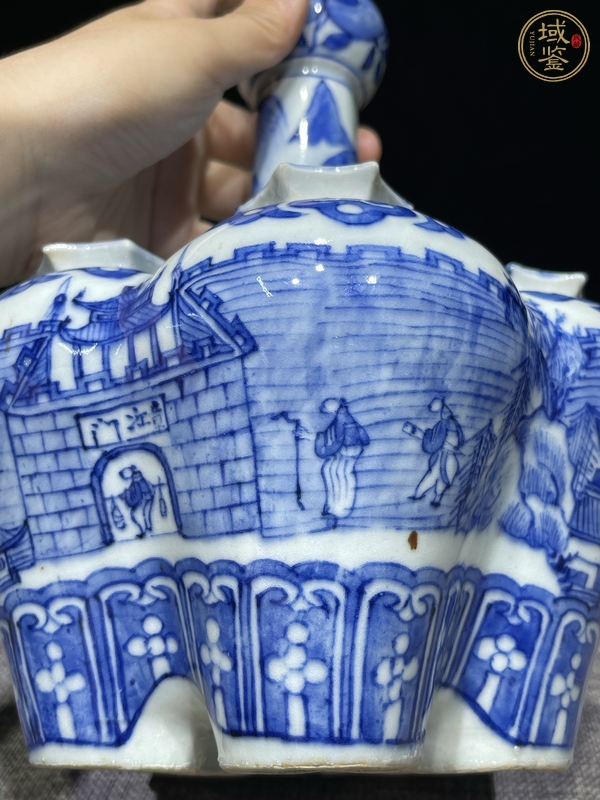 古玩陶瓷青花五管瓶真品鑒賞圖