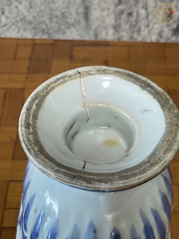 古玩陶瓷山水亭臺(tái)樓閣青花杯真品鑒賞圖