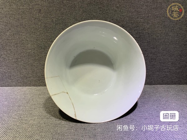 古玩陶瓷青花團(tuán)花紋馬蹄碗真品鑒賞圖