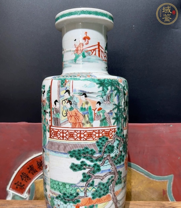 古玩陶瓷五彩人物侍女棒槌瓶真品鑒賞圖
