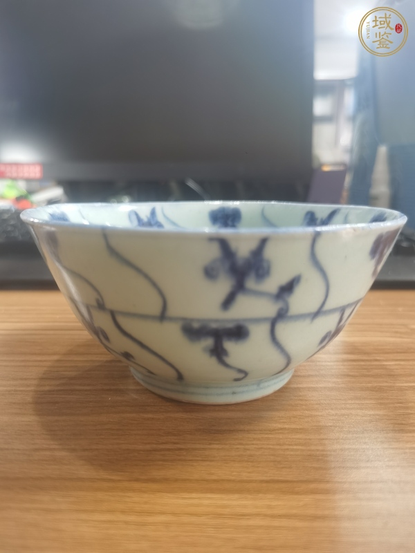 古玩陶瓷青花靈芝花卉紋茶碗真品鑒賞圖