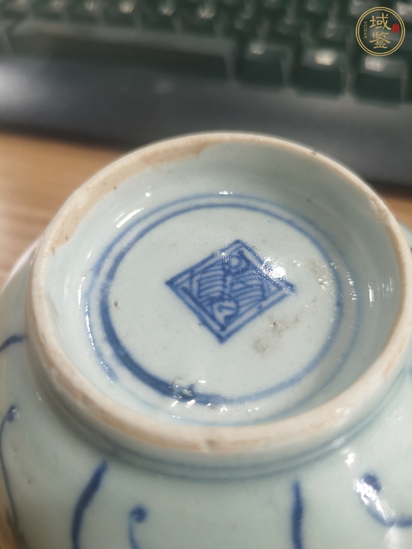 古玩陶瓷青花靈芝花卉紋茶碗真品鑒賞圖