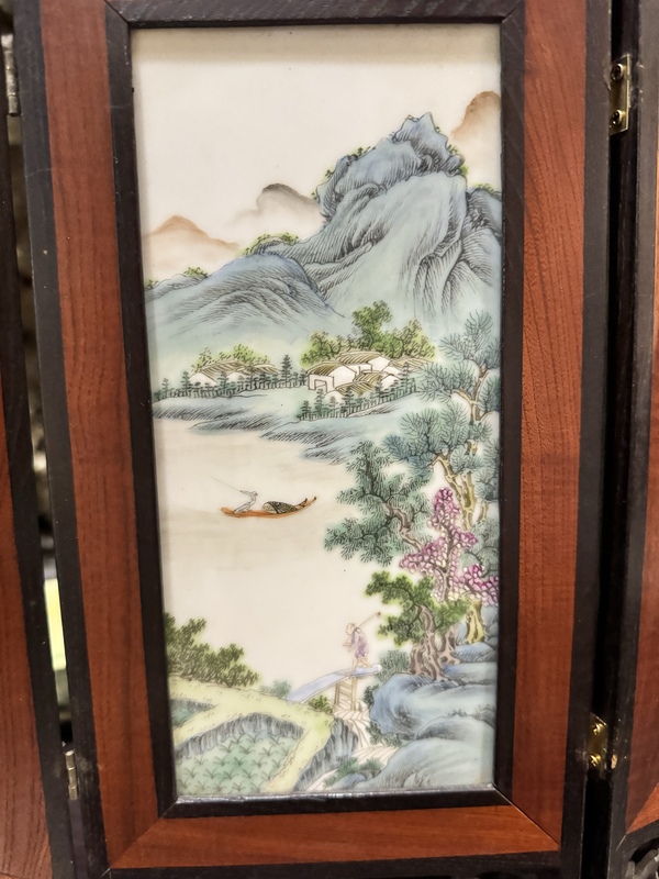 古玩陶瓷粉彩山水紋四塊瓷板拍賣，當(dāng)前價格15000元