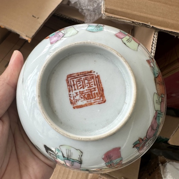 古玩陶瓷粉彩紅樓夢人物墩式碗拍賣,當前價格5000元