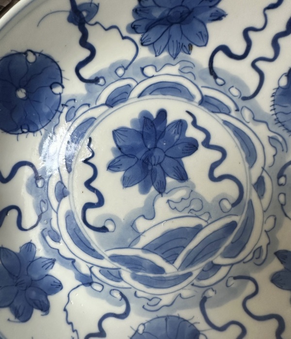 古玩陶瓷青花荷蓮紋盤拍賣,當前價格1500元