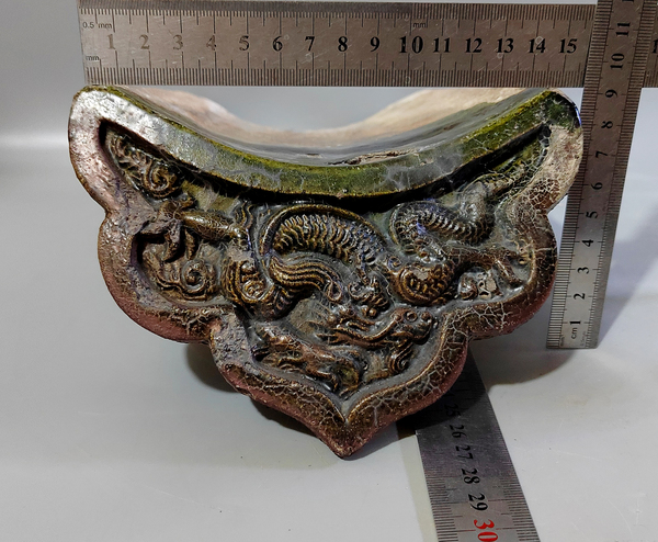 古玩陶瓷明代綠釉高浮雕龍紋瓦當拍賣,當前價格3600元