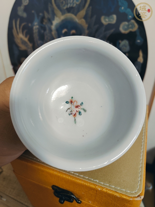 古玩陶瓷粉彩花卉豆真品鑒賞圖