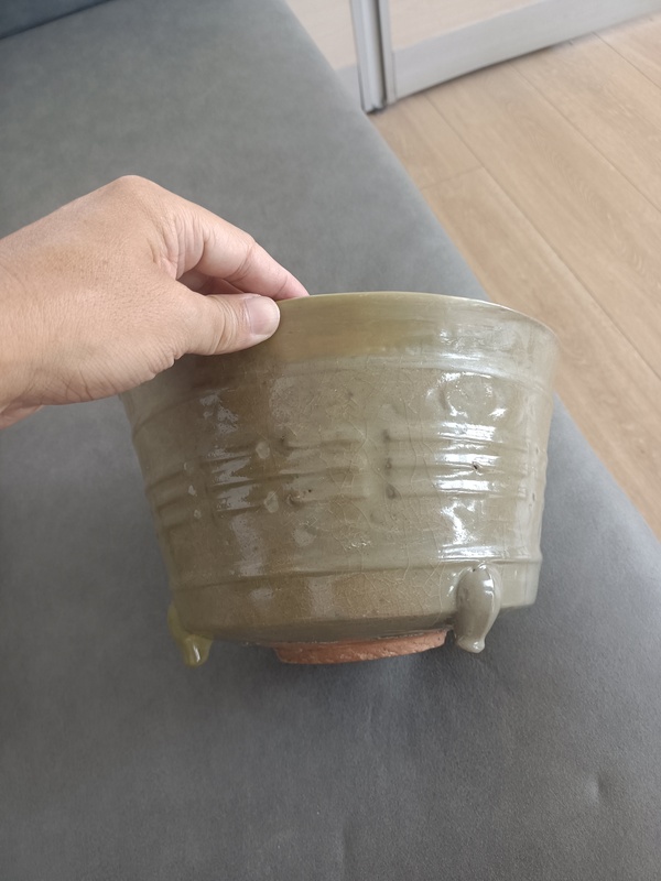 古玩陶瓷明代·龍泉青瓷八卦三足爐拍賣,當(dāng)前價(jià)格8000元