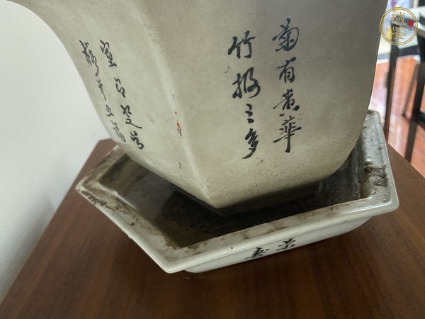 古玩陶瓷粉彩四季花卉紋六方花盆真品鑒賞圖