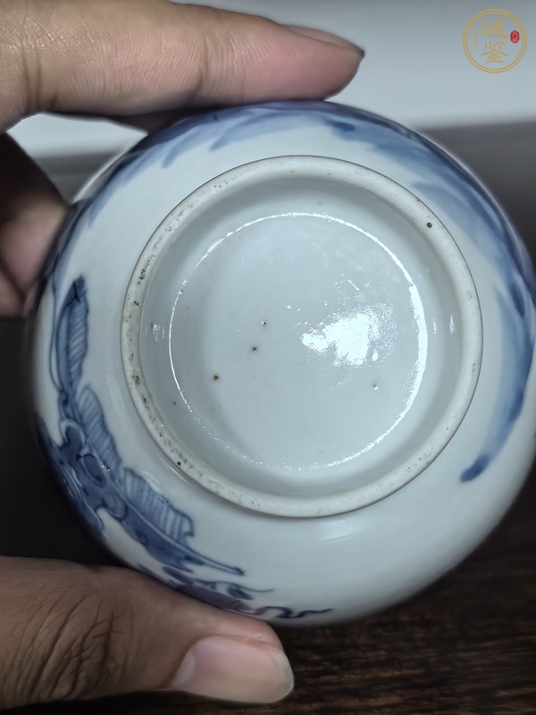 古玩陶瓷青花洞石花卉紋杯真品鑒賞圖