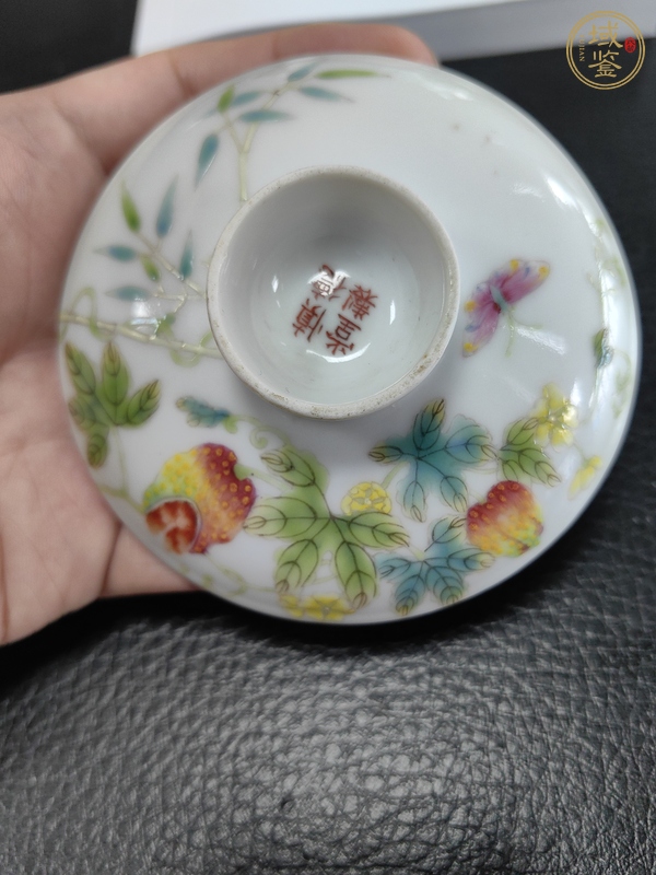 古玩陶瓷粉彩蓋碗真品鑒賞圖