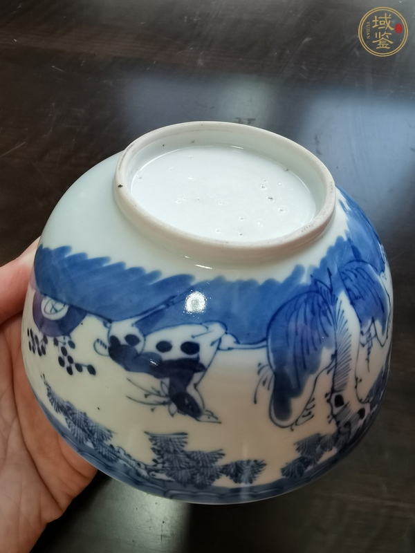 古玩陶瓷松鹿紋青花碗真品鑒賞圖