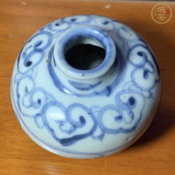 古玩陶瓷青花花卉紋罐真品鑒賞圖