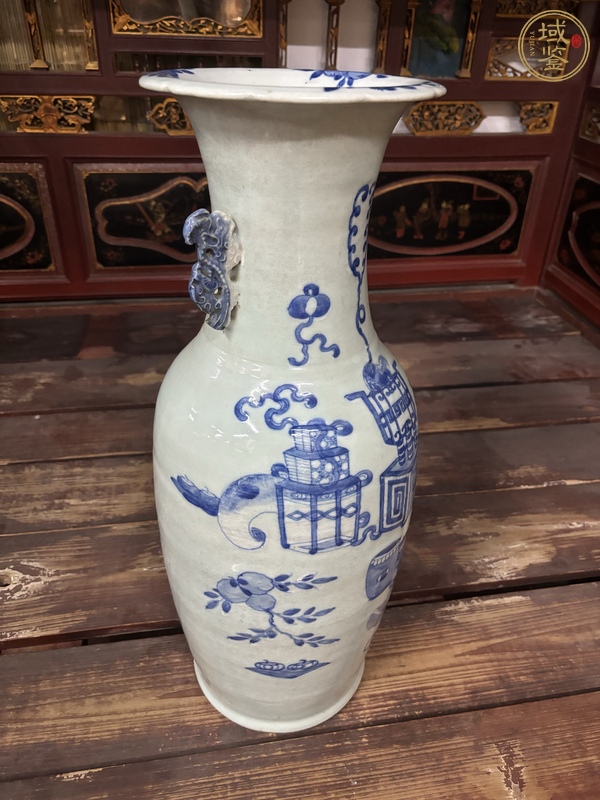 古玩陶瓷博古圖青花瓶真品鑒賞圖