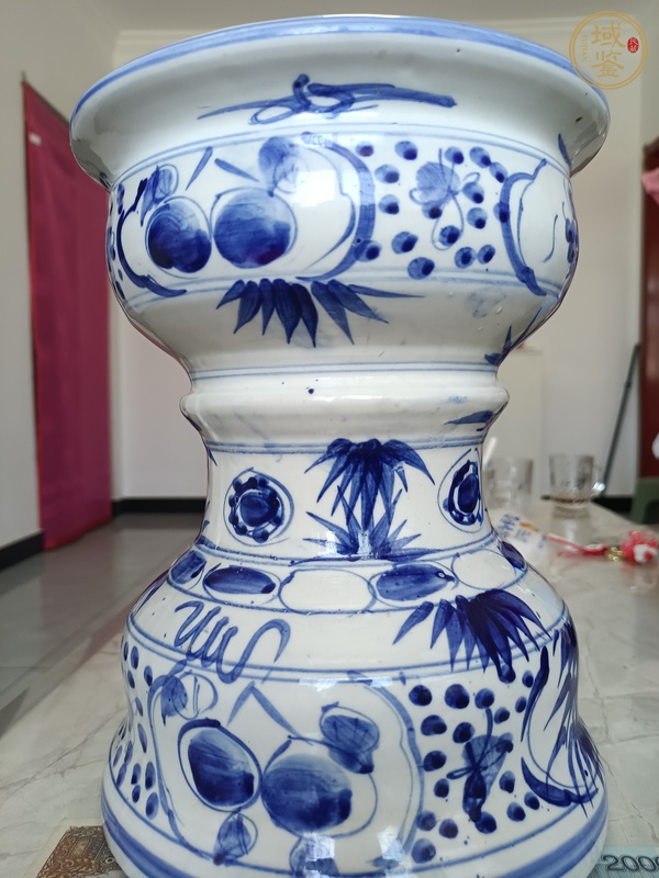 古玩陶瓷青花底座真品鑒賞圖