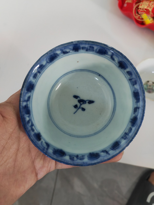 古玩陶瓷青花杯真品鑒賞圖