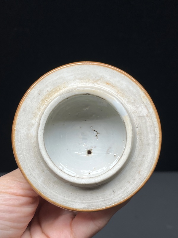 古玩陶瓷外銷茶壺拍賣，當前價格5500元
