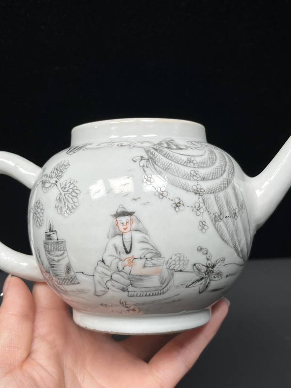 古玩陶瓷外銷茶壺拍賣，當前價格5500元