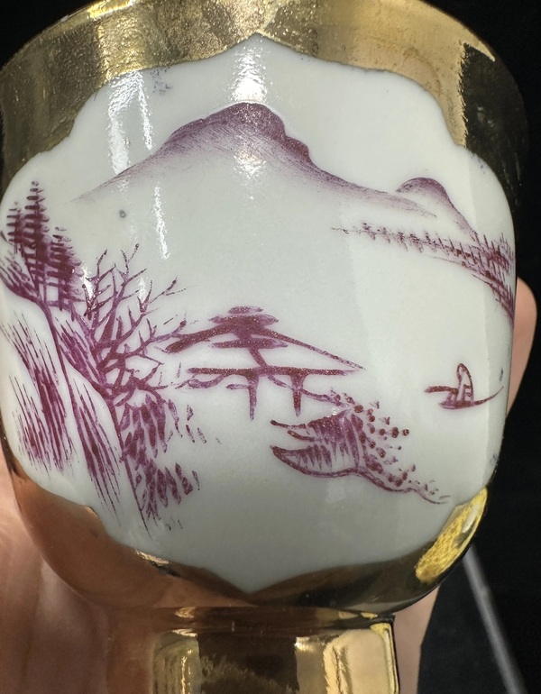 古玩陶瓷民國金地開窗胭脂紅山水紋鈴鐺杯拍賣,當前價格550元