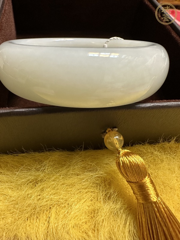 古玩玉器天然和田玉手鐲真品鑒賞圖