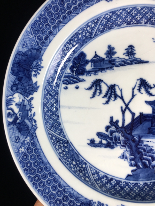 古玩陶瓷乾隆青花山水樓閣紋深腹折沿盤拍賣,當前價格1588元