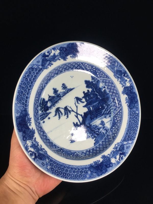 古玩陶瓷乾隆青花山水樓閣紋深腹折沿盤拍賣,當前價格1588元