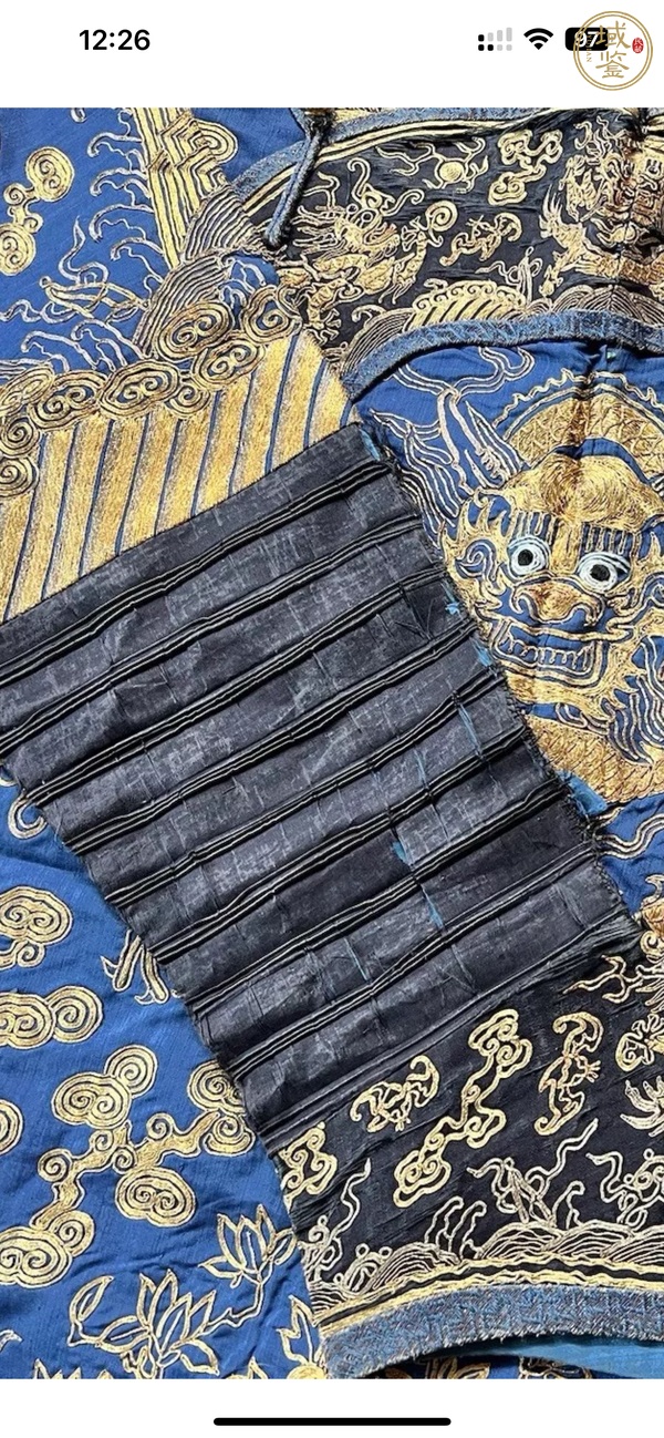 古玩雜項(xiàng)盤金繡龍袍真品鑒賞圖